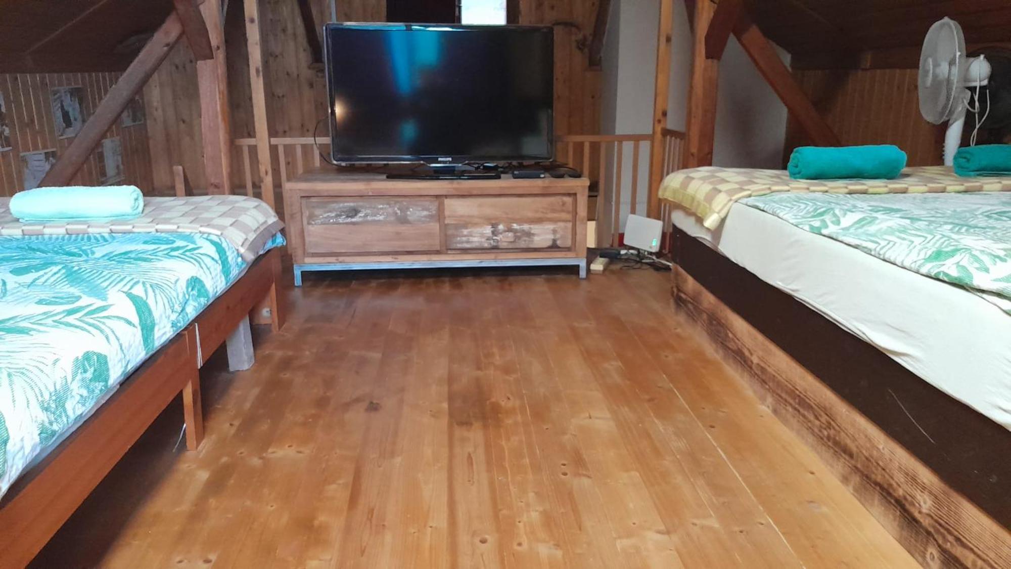 Fairytale Wooden house by Ljubljana - dog friendly Villa Grosuplje Eksteriør bilde