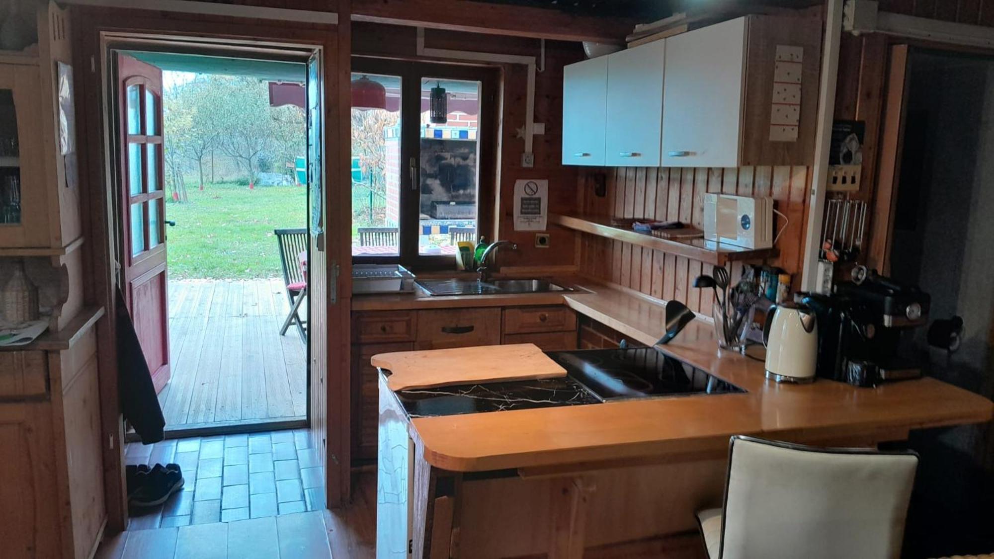 Fairytale Wooden house by Ljubljana - dog friendly Villa Grosuplje Eksteriør bilde